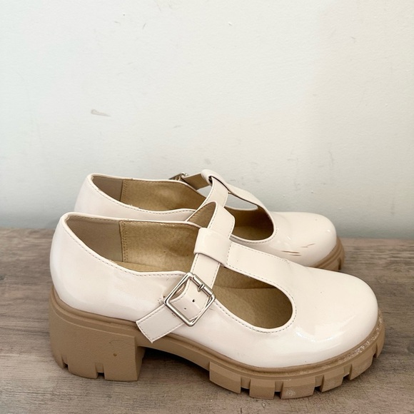 Soda Mary Jane chunky platform heel size 8-8.5 preppy academia schoolgirl - Picture 3 of 7